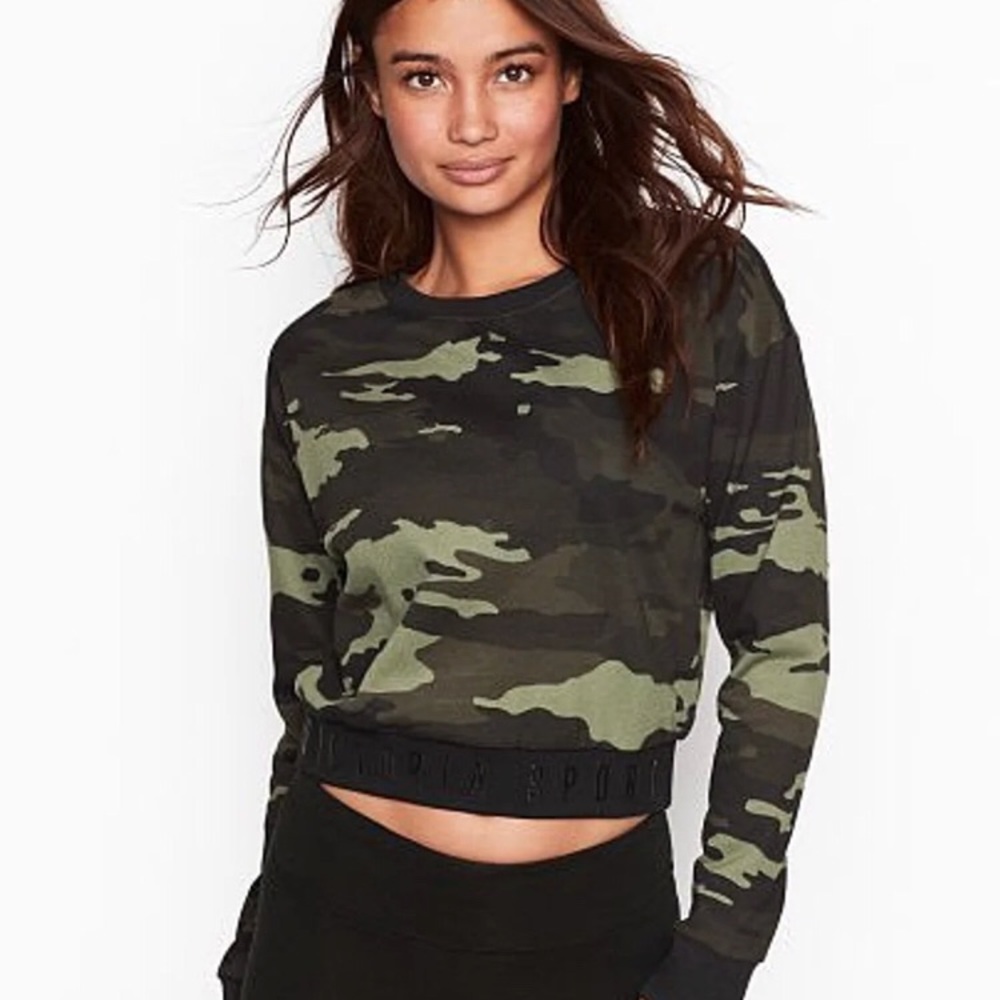VICTORIA SPORT Cropped Pullover